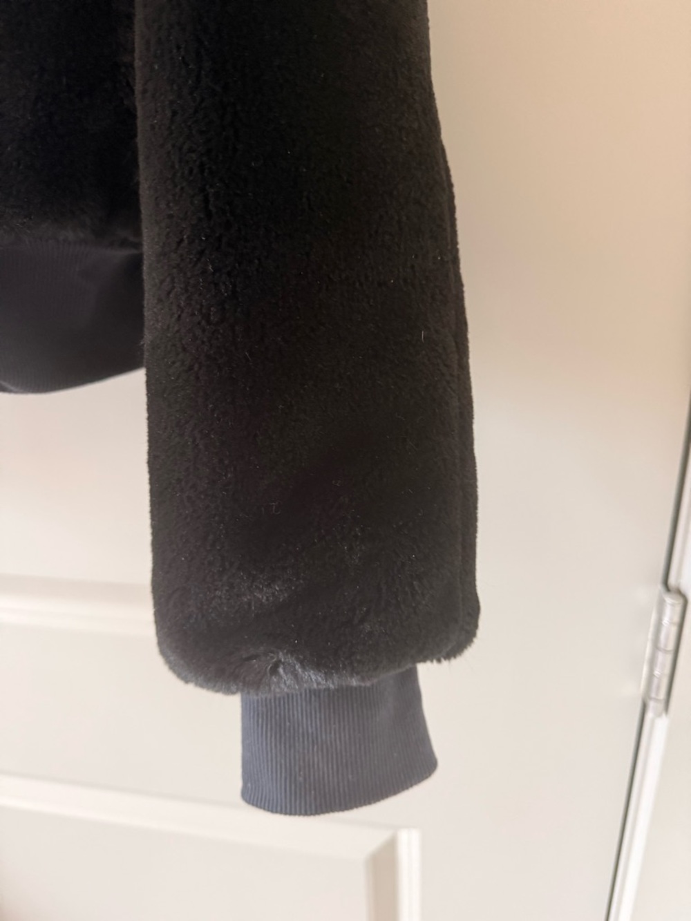 ALO black faux fur foxy jacket - Picture 13 of 16